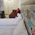 Hotel Priyateli - Friends 2*
