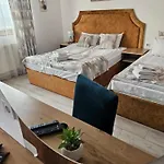 Hotel Priyateli - Friends