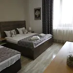 Hotel Priyateli - Friends 2*