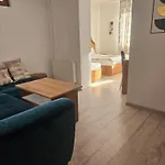 Hotel Priyateli - Friends