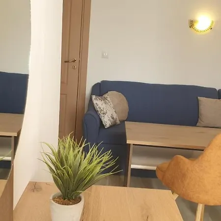 Priyateli - Friends Готель 2*