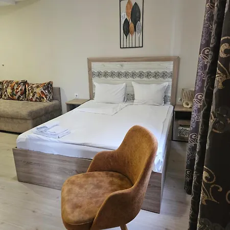 Priyateli - Friends Hotel