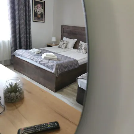 Priyateli - Friends Szálloda 2*