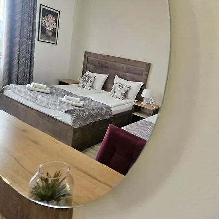 Hotel Priyateli - Friends 2*