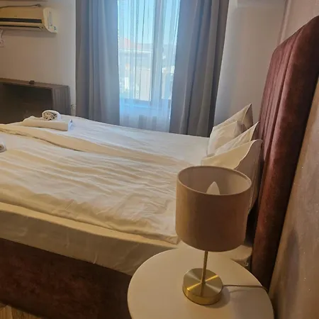 Priyateli - Friends Hotel