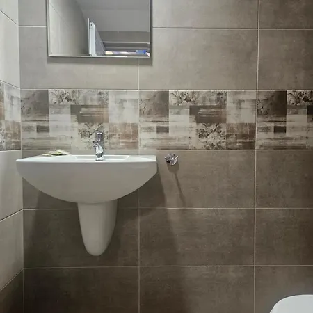 Hotel Priyateli - Friends 2*
