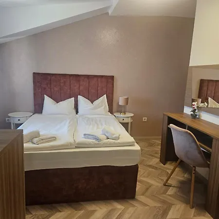 Hotel Priyateli - Friends Veliko Tărnovo